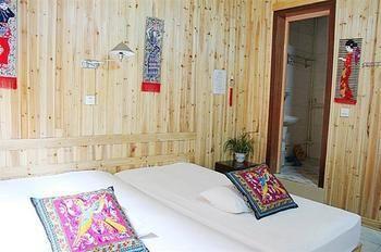 Fenghuang Post House Hotel Екстериор снимка